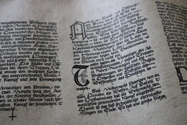 Reprint of the last Wehrmacht report May 9, 1945 by Grand Admiral Dönitz